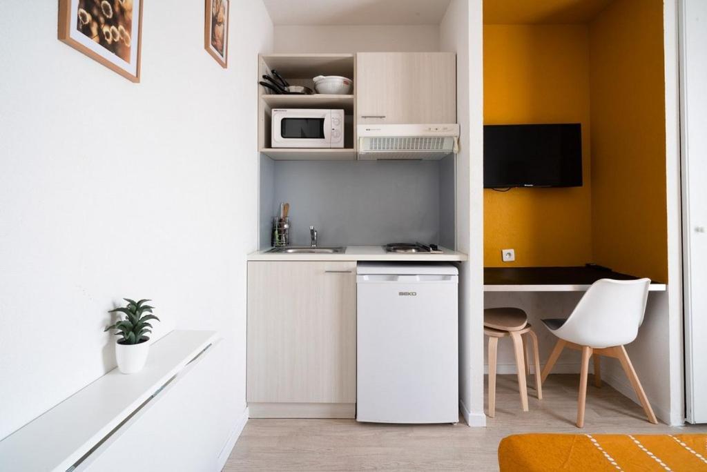 Joli Studio, Clim Proche Gare Et Centre Ville Lourdes Zewnętrze zdjęcie